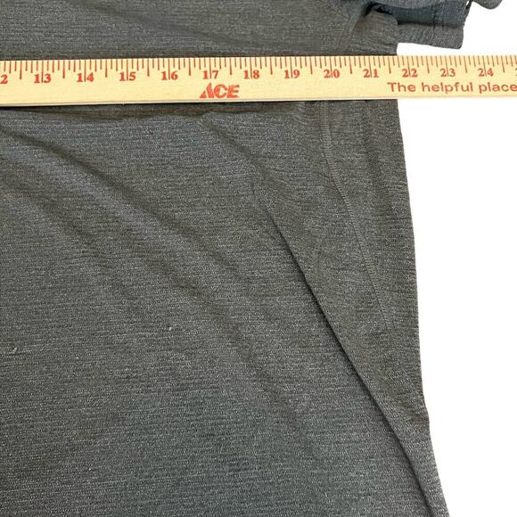 Lululemon Men's Gray Polo Shirt Size Large Golf Casual Stretch Comfort Wicking - Picture 5 of 5